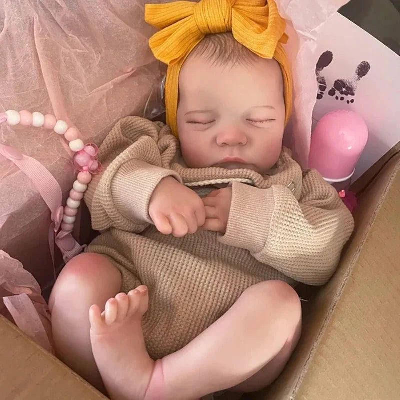 Linda Boneca Reborn Vitória, corpo de pano macio e silicone, veias visíveis na pele 3D