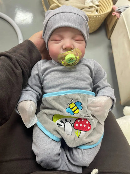 Bebê Reborn Menino Recém-nascido Arthur - Silicone realista