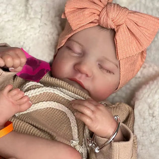 Linda Boneca Reborn Vitória, corpo de pano macio e silicone, veias visíveis na pele 3D