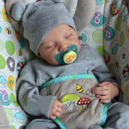 Bebê Reborn Menino Recém-nascido Arthur - Silicone realista