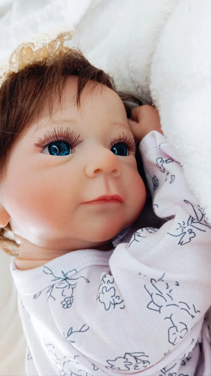 Linda Bebê Reborn Maya Original Corpo de Silicone