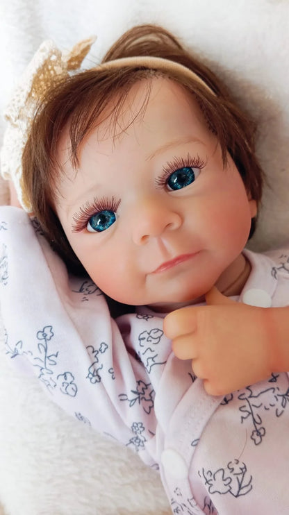Linda Bebê Reborn Maya Original Corpo de Silicone